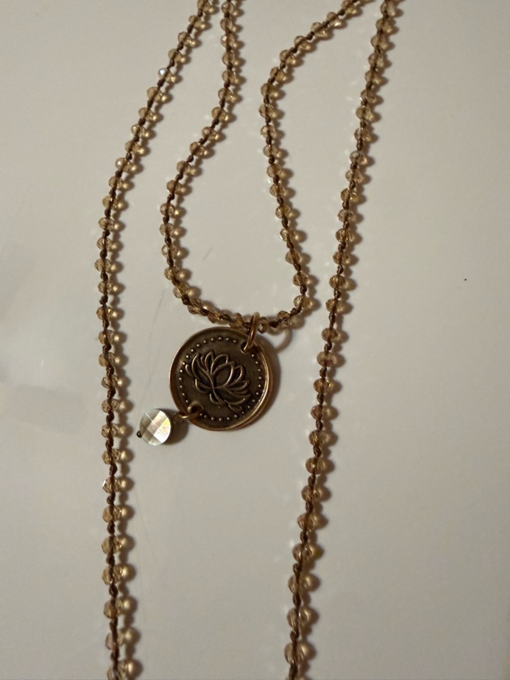 Gold Lotus Pendant Layered Necklace with Beige Crystal Beads BRAND NEW - Picture 5 of 7